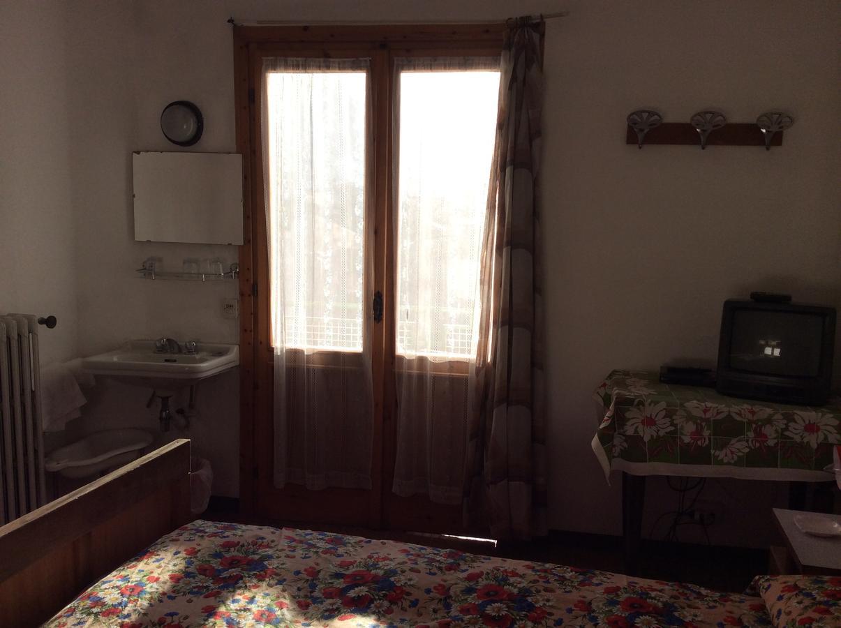 Albergo Cervo 폰테디레뇨 외부 사진